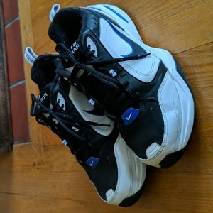 Nike Air Monarch Size 10 Wide(4E}